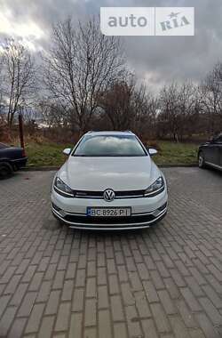 Універсал Volkswagen Golf Alltrack 2016 в Львові