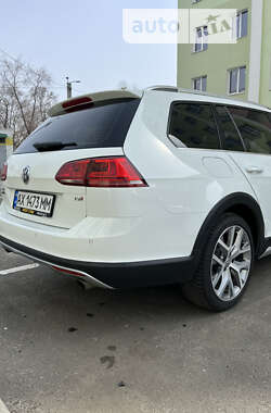 Универсал Volkswagen Golf Alltrack 2016 в Харькове