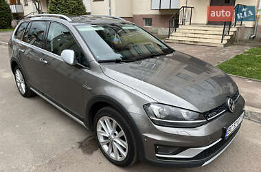 Универсал Volkswagen Golf Alltrack 2015 в Дрогобыче