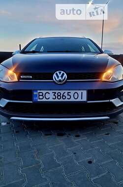 Універсал Volkswagen Golf Alltrack 2017 в Львові