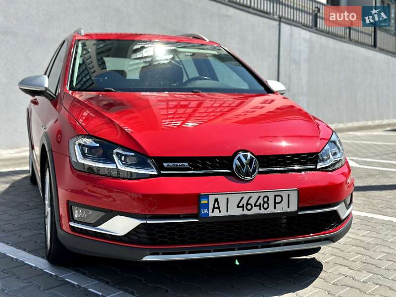 Універсал Volkswagen Golf Alltrack 2016 в Фастові
