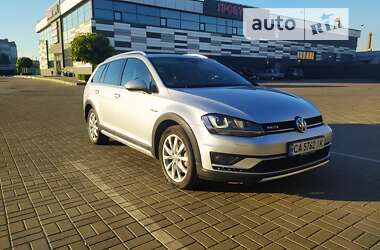 Универсал Volkswagen Golf Alltrack 2016 в Черкассах