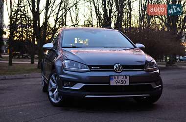 Універсал Volkswagen Golf Alltrack 2016 в Кривому Розі