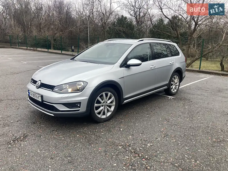 Volkswagen Golf Alltrack