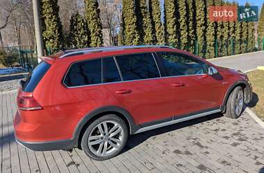 Универсал Volkswagen Golf Alltrack 2015 в Шепетовке