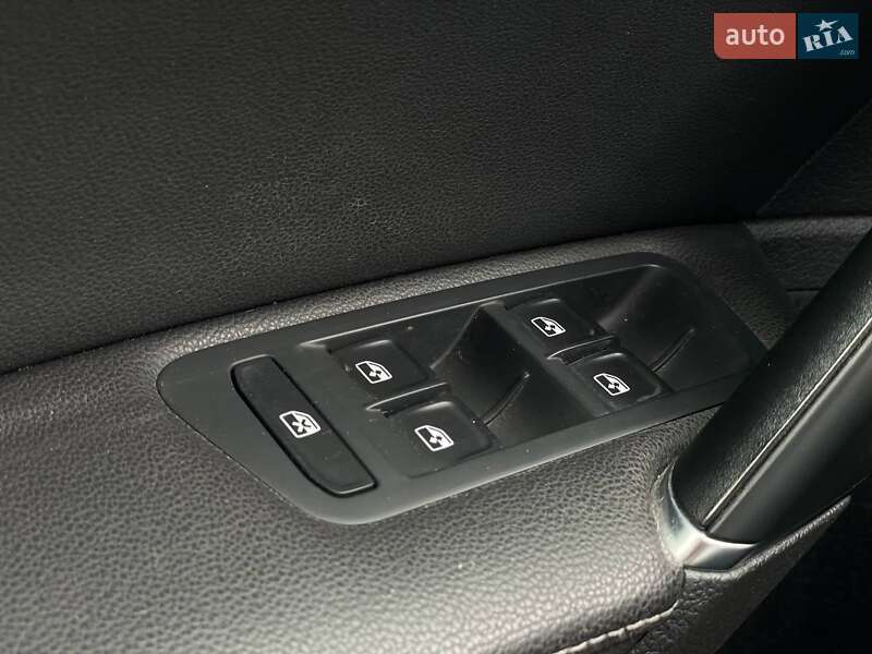 Універсал Volkswagen Golf Alltrack 2017 в Одесі фото 24 Універсал Volkswagen Golf Alltrack 2017 в Одесі