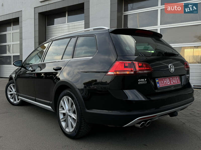 Универсал Volkswagen Golf Alltrack 2016 в Ровно