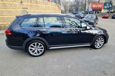 Універсал Volkswagen Golf Alltrack 2017 в 