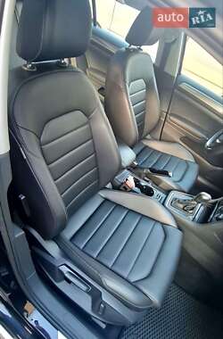 Універсал Volkswagen Golf Alltrack 2017 в 