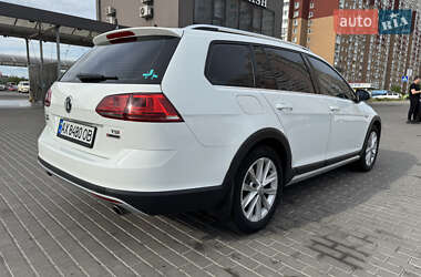 Универсал Volkswagen Golf Alltrack 2017 в 
