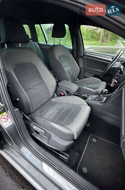 Універсал Volkswagen Golf Alltrack 2019 в Києві