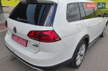 Універсал Volkswagen Golf Alltrack 2017 в 