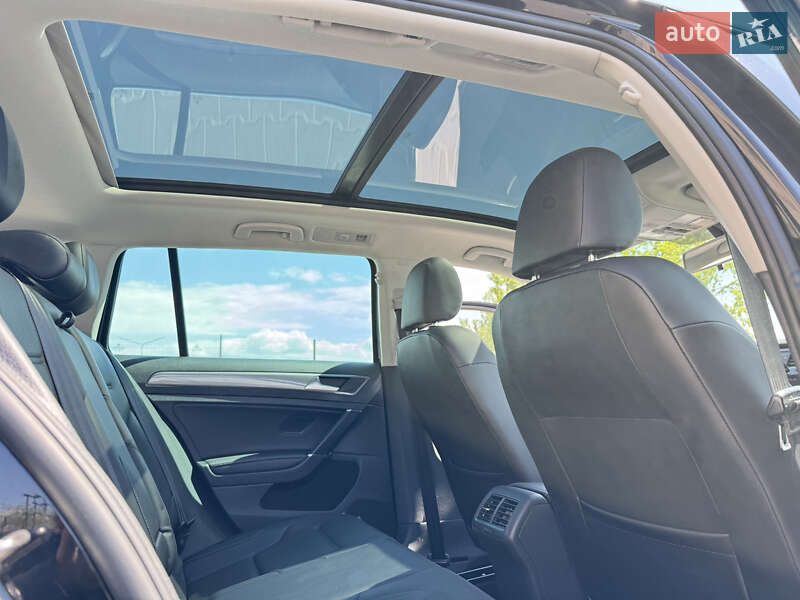 Універсал Volkswagen Golf Alltrack 2017 в Василькові