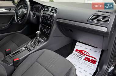 Універсал Volkswagen Golf Alltrack 2018 в 