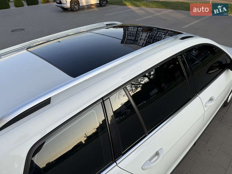 Универсал Volkswagen Golf Alltrack 2016 в Ужгороде