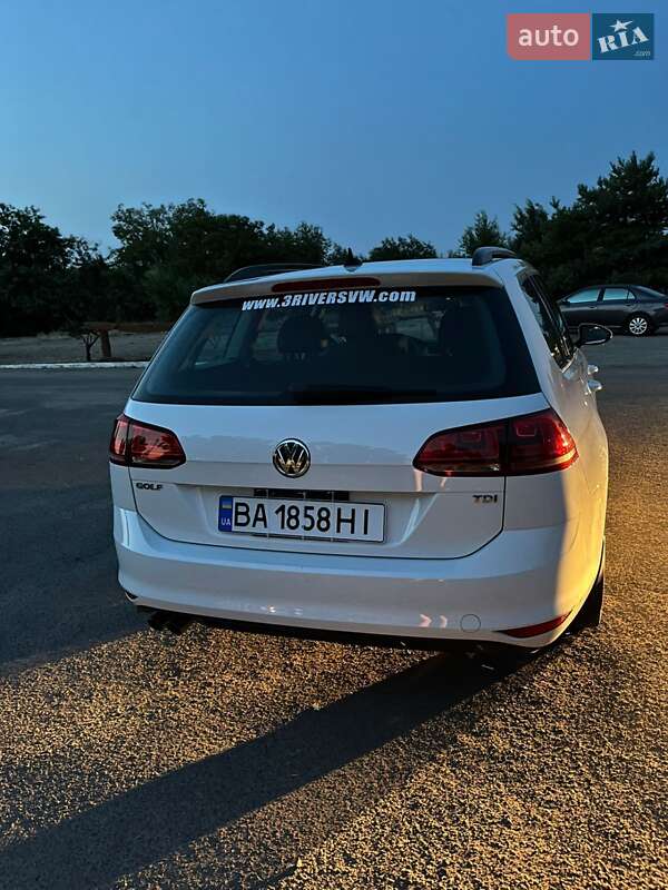 Универсал Volkswagen Golf Alltrack 2015 в Гайвороне