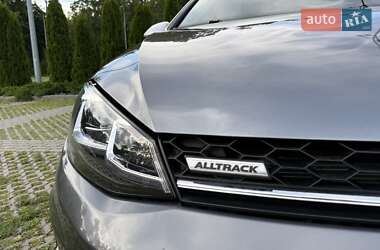 Универсал Volkswagen Golf Alltrack 2016 в 