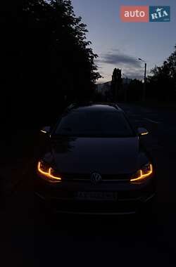 Универсал Volkswagen Golf Alltrack 2016 в 
