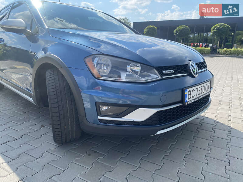 Универсал Volkswagen Golf Alltrack 2016 в Львове
