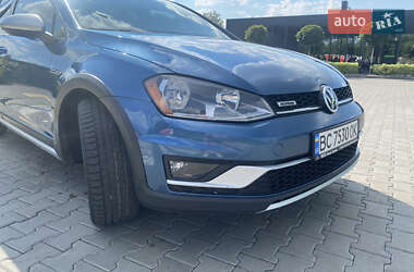 Универсал Volkswagen Golf Alltrack 2016 в 