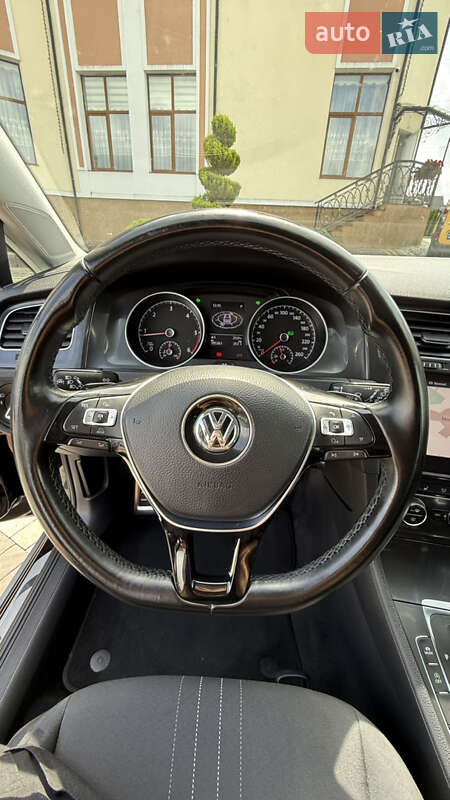 Универсал Volkswagen Golf Alltrack 2018 в Дрогобыче