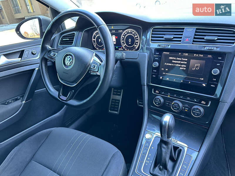 Универсал Volkswagen Golf Alltrack 2018 в Луцке фото 31 Универсал Volkswagen Golf Alltrack 2018 в Луцке