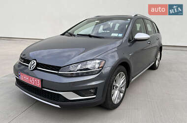 Універсал Volkswagen Golf Alltrack 2019 в Луцьку