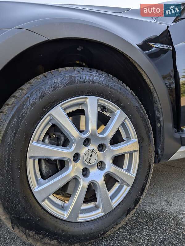 Универсал Volkswagen Golf Alltrack 2017 в Киеве