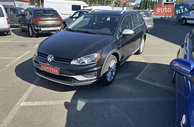 Универсал Volkswagen Golf Alltrack 2017 в Броварах