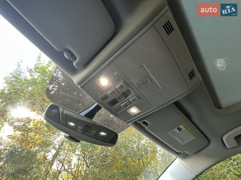 Універсал Volkswagen Golf Alltrack 2019 в Львові