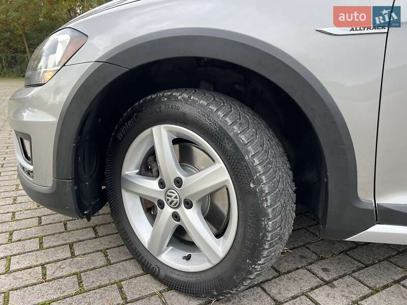 Універсал Volkswagen Golf Alltrack 2019 в Львові