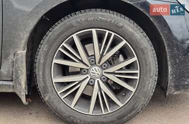Универсал Volkswagen Golf Alltrack 2016 в 