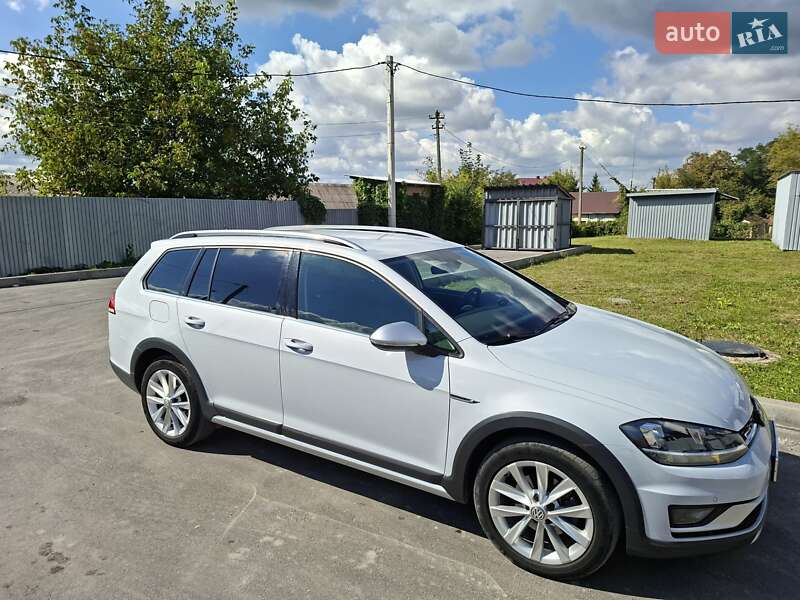 Универсал Volkswagen Golf Alltrack 2018 в Борщеве