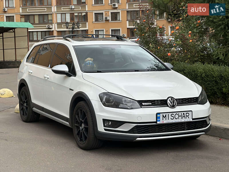 Универсал Volkswagen Golf Alltrack 2016 в Одессе