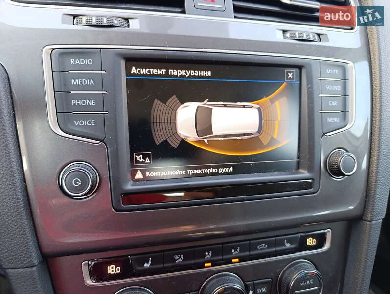 Универсал Volkswagen Golf Alltrack 2016 в Житомире