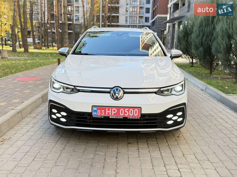Универсал Volkswagen Golf Alltrack 2023 в Броварах