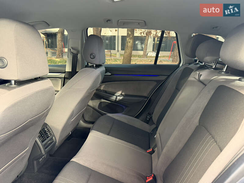 Универсал Volkswagen Golf Alltrack 2023 в Броварах