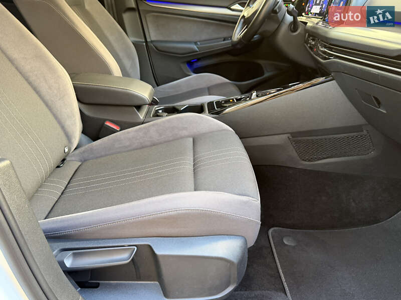 Универсал Volkswagen Golf Alltrack 2023 в Броварах