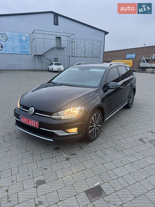 Универсал Volkswagen Golf Alltrack 2019 в Владимире фото 6 Универсал Volkswagen Golf Alltrack 2019 в Владимире