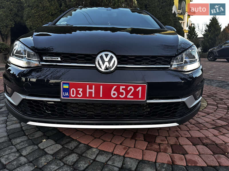 Универсал Volkswagen Golf Alltrack 2019 в Хусте