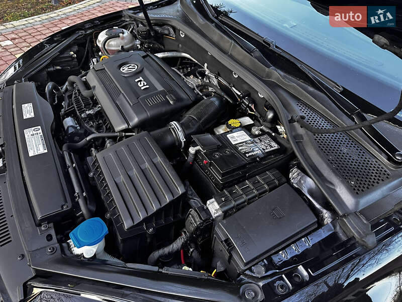 Универсал Volkswagen Golf Alltrack 2019 в Хусте