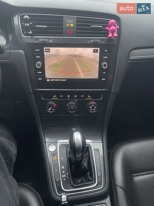 Универсал Volkswagen Golf Alltrack 2018 в Киеве фото 13 Универсал Volkswagen Golf Alltrack 2018 в Киеве