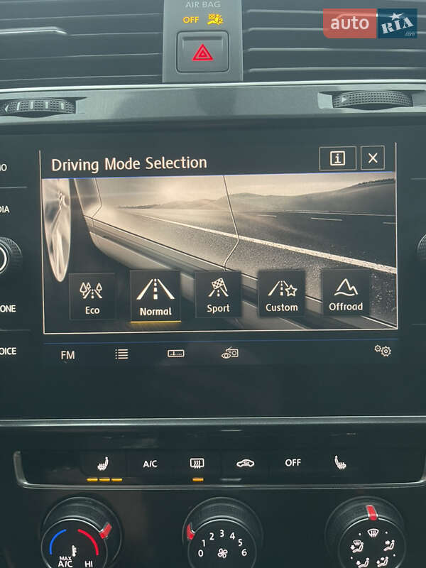 Универсал Volkswagen Golf Alltrack 2018 в Киеве фото 19 Универсал Volkswagen Golf Alltrack 2018 в Киеве