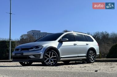 Універсал Volkswagen Golf Alltrack 2016 в Дніпрі