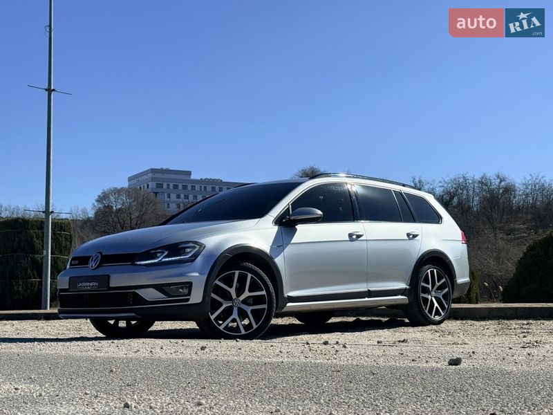 Volkswagen Golf Alltrack 2016