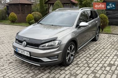 Універсал Volkswagen Golf Alltrack 2016 в Львові