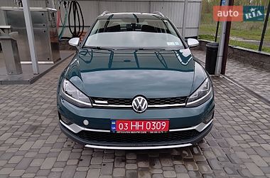 Універсал Volkswagen Golf Alltrack 2020 в Лохвиці