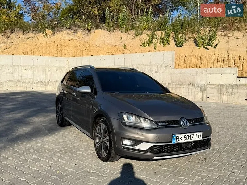 Volkswagen Golf Alltrack