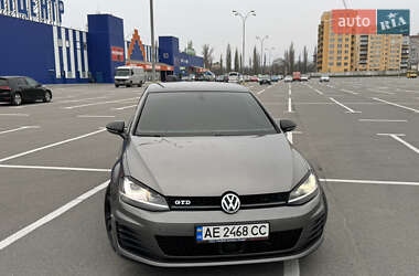 Хетчбек Volkswagen Golf GTD 2014 в Дніпрі