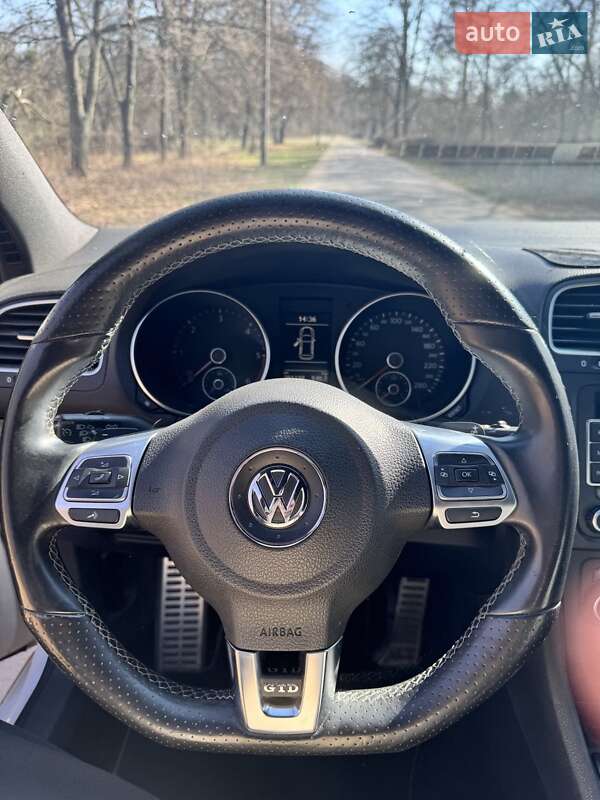Хетчбек Volkswagen Golf GTD 2011 в Ватутіному